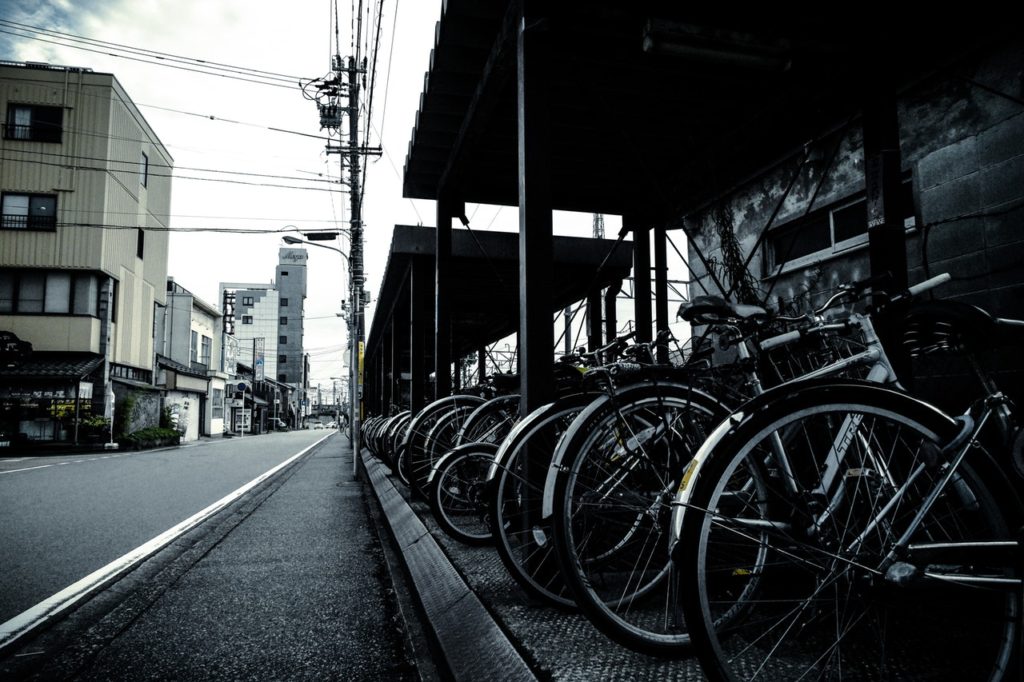 bicycles-building-city-241981